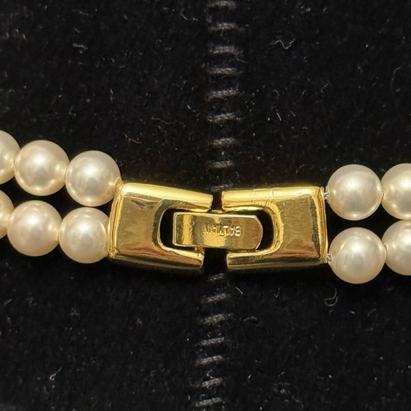 Pearl Necklace - Picture 5 of 15